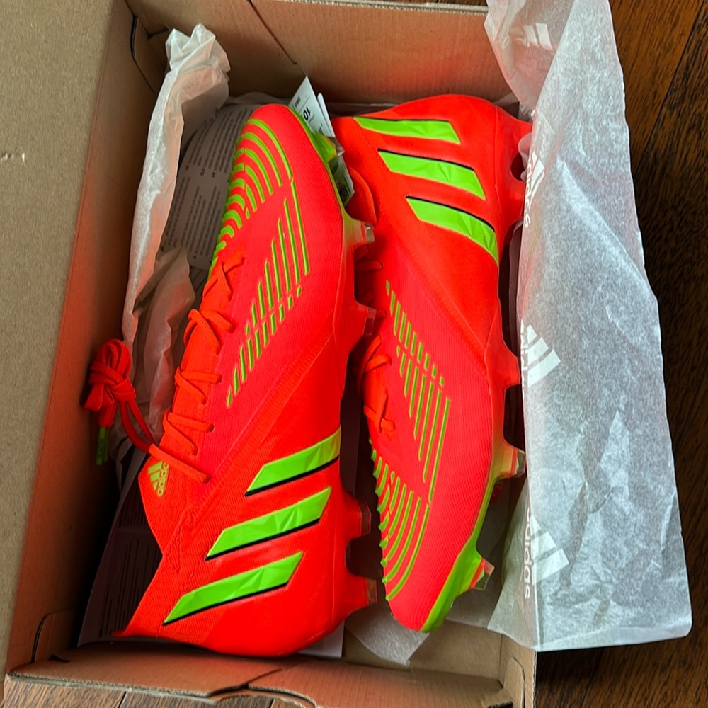 Predator edge .1 FG Unworn! 10.5M